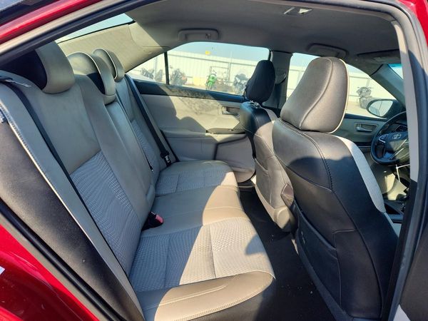 2015 TOYOTA CAMRY