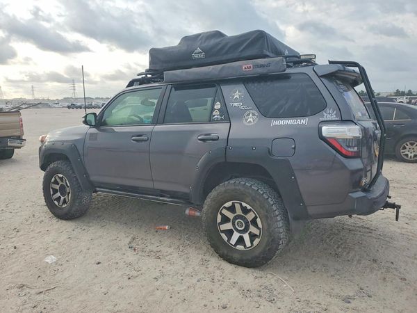 2018 TOYOTA 4RUNNER