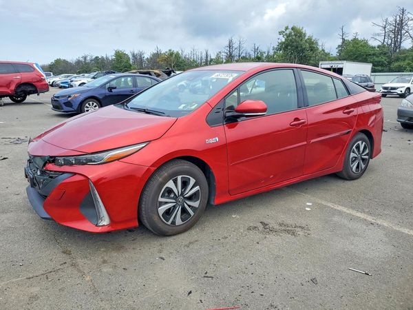 2018 TOYOTA PRIUS