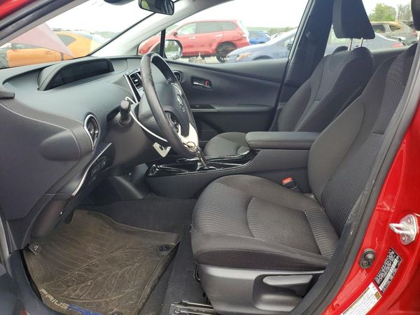 2018 TOYOTA PRIUS Plus/Premium/Advanced