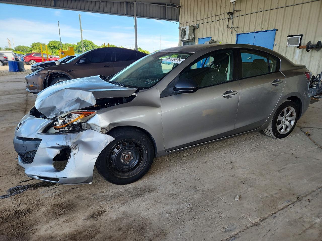 2013 MAZDA 3 Sport/GX
