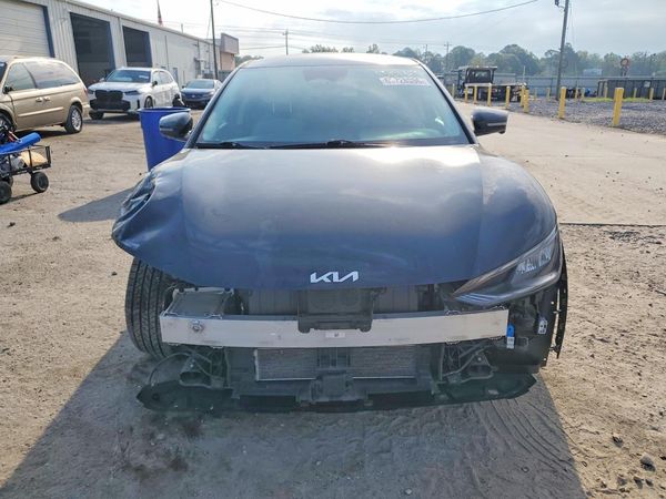 2024 KIA EV6