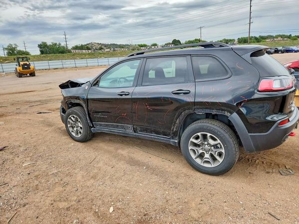 2022 JEEP CHEROKEE