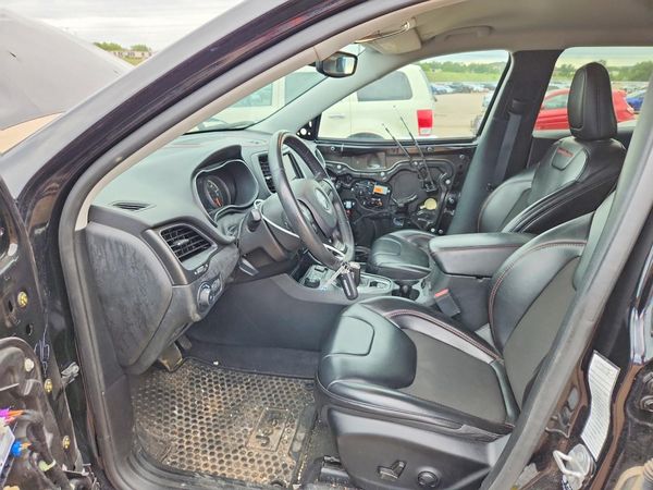 2022 JEEP CHEROKEE