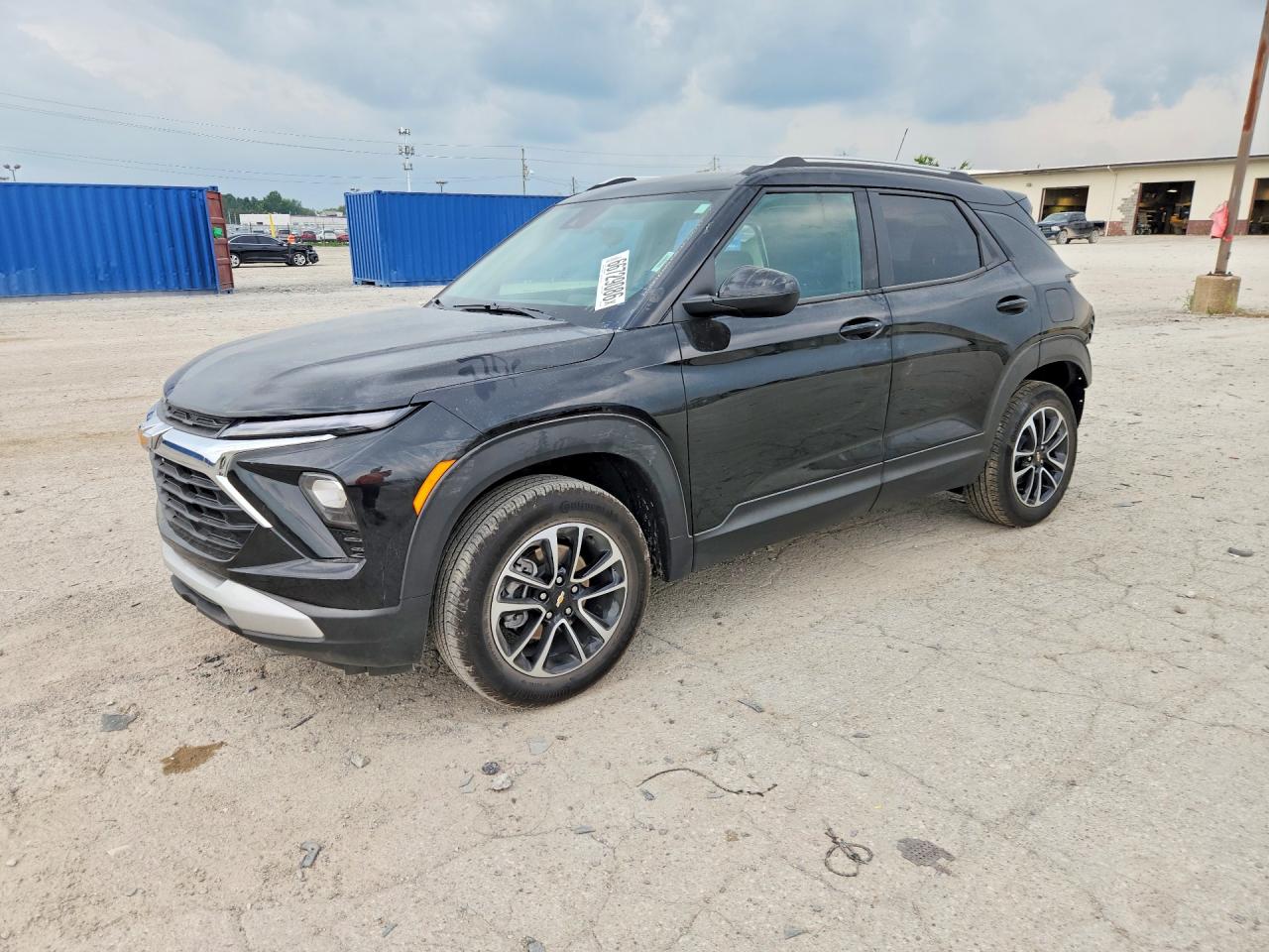 2024 CHEVROLET TRAILBLAZE LT — Front 3/4
