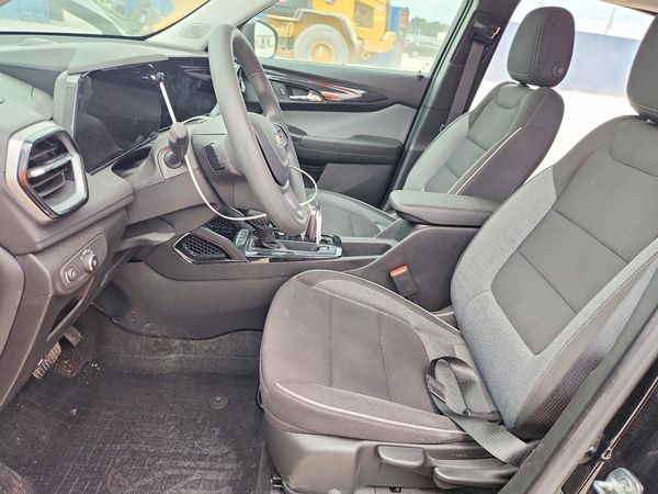 2024 CHEVROLET TRAILBLAZE LT — DENT