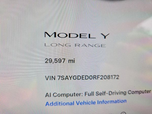 2024 TESLA MODEL Y