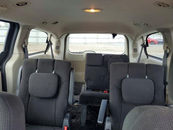 2012 DODGE GRAND CARAVAN SE