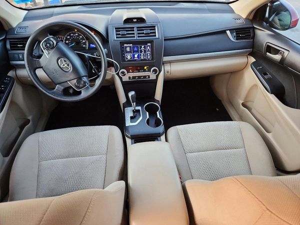 2014 TOYOTA CAMRY