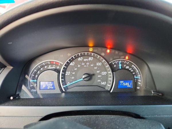 2014 TOYOTA CAMRY