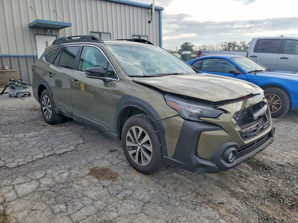 2025 SUBARU OUTBACK