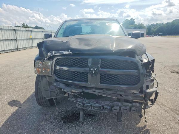 2017 RAM 1500 ST