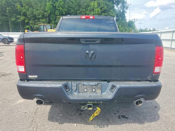 2017 RAM 1500 ST