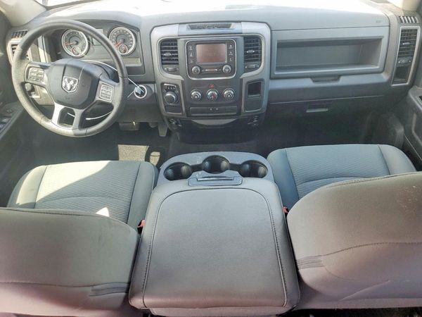 2017 RAM 1500 ST