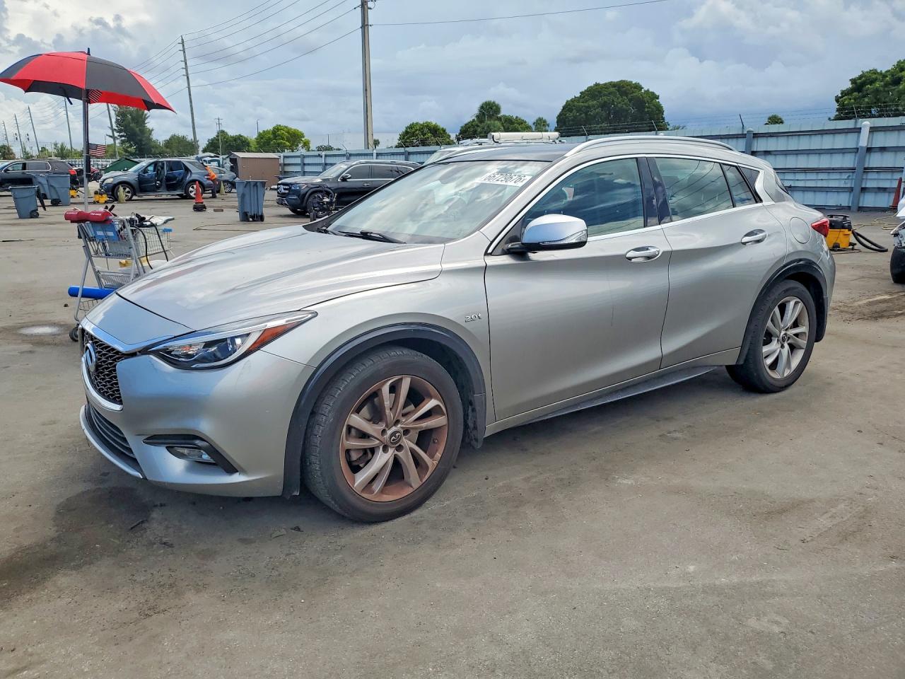 2018 INFINITI QX30