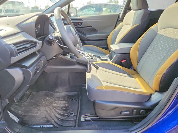2026 SUBARU CROSSTREK — DENT