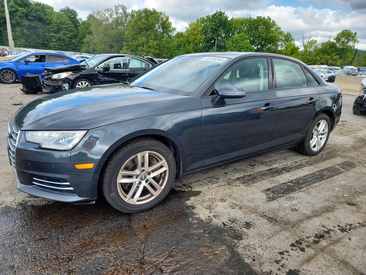 2017 AUDI A4 quattro Premium