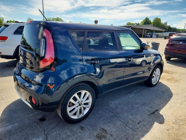 2018 KIA SOUL