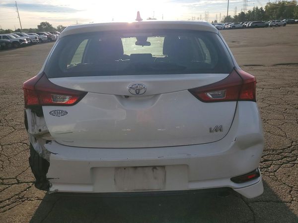 2018 TOYOTA COROLLA — DIRR