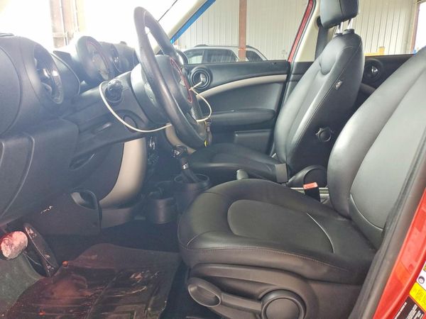 2016 MINI COOPER