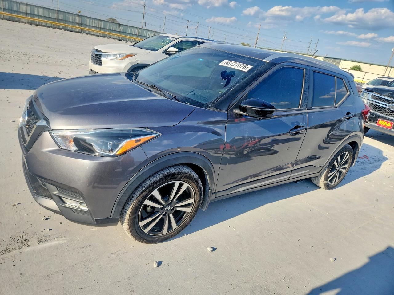 2019 NISSAN KICKS