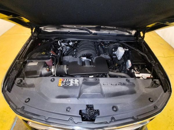 2019 CHEVROLET TAHOE Police Vehicle — Engine bay