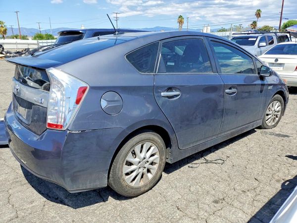 2014 TOYOTA PRIUS — PSRA