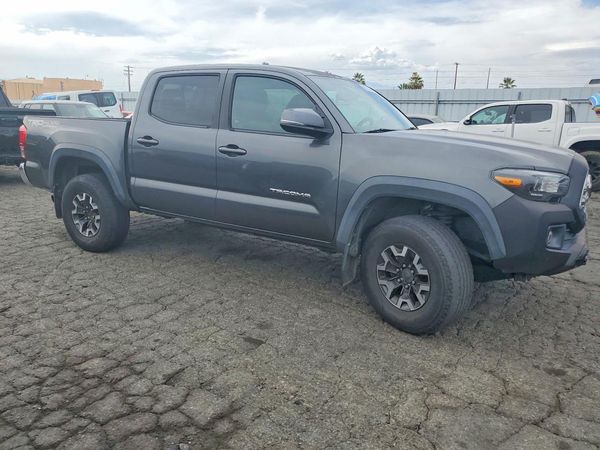 2016 TOYOTA TACOMA