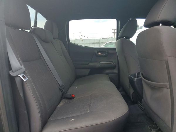 2016 TOYOTA TACOMA