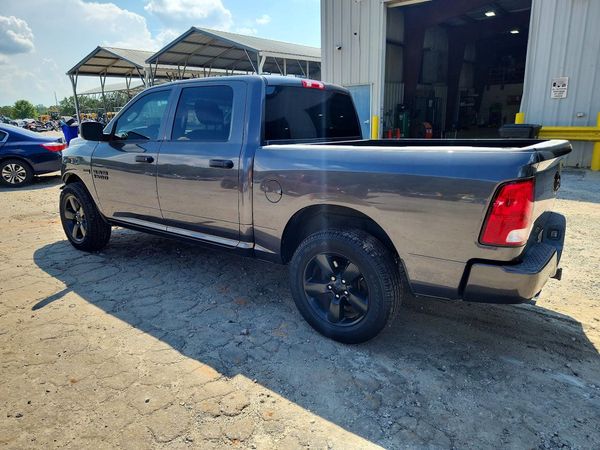 2017 RAM 1500 ST