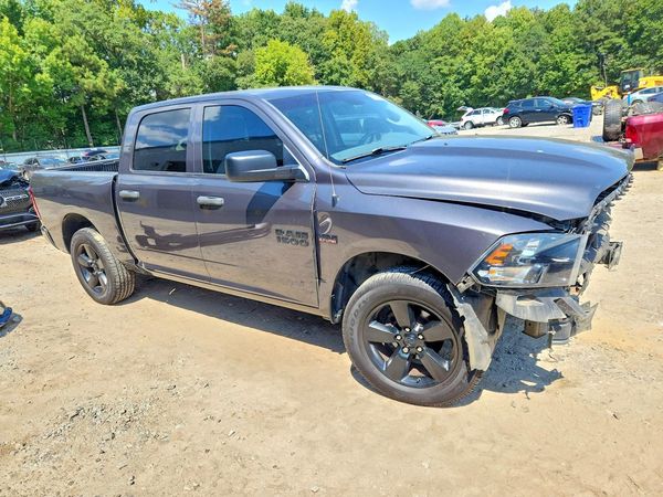 2017 RAM 1500 ST