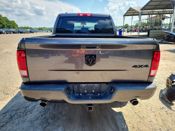 2017 RAM 1500 ST