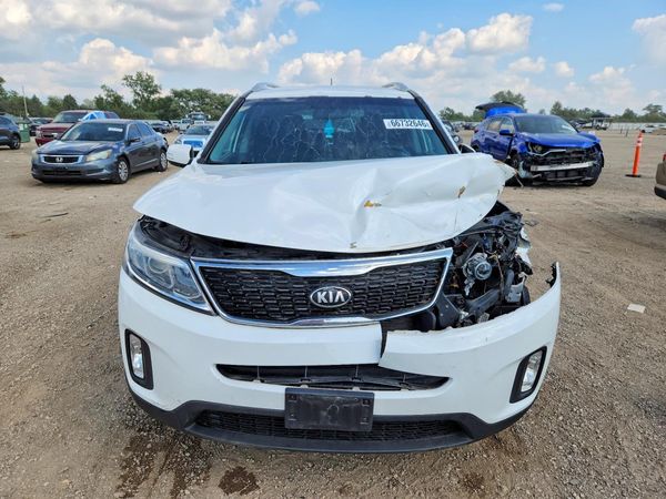 2014 KIA SORENTO Base/ LX