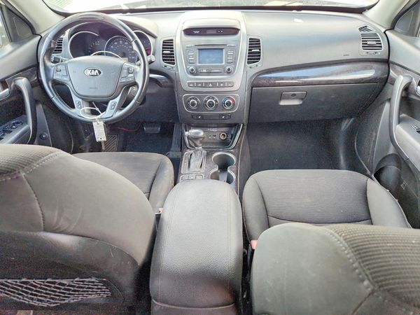 2014 KIA SORENTO Base/ LX