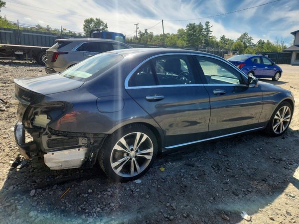 2016 MERCEDES-BENZ C C300-4M