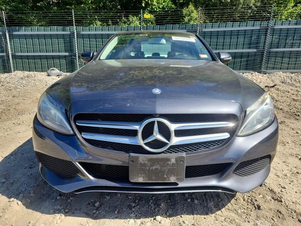 2016 MERCEDES-BENZ C C300-4M