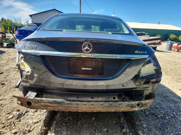2016 MERCEDES-BENZ C C300-4M