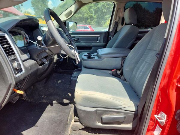 2019 RAM 1500 CLASSIC SLT