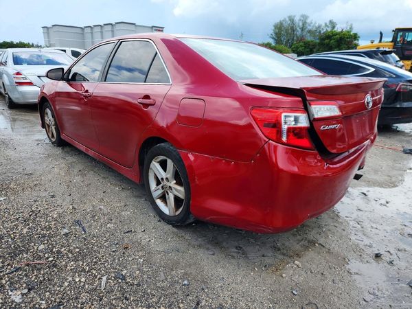 2013 TOYOTA CAMRY