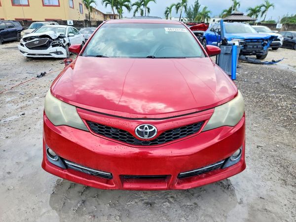 2013 TOYOTA CAMRY
