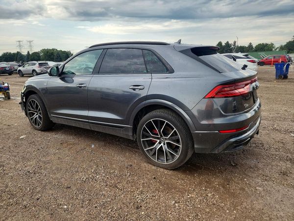 2021 AUDI Q8