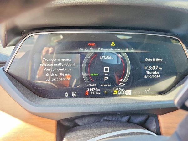 2024 AUDI E-TRON GT