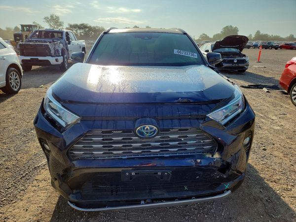 2021 TOYOTA RAV4 XSE HV