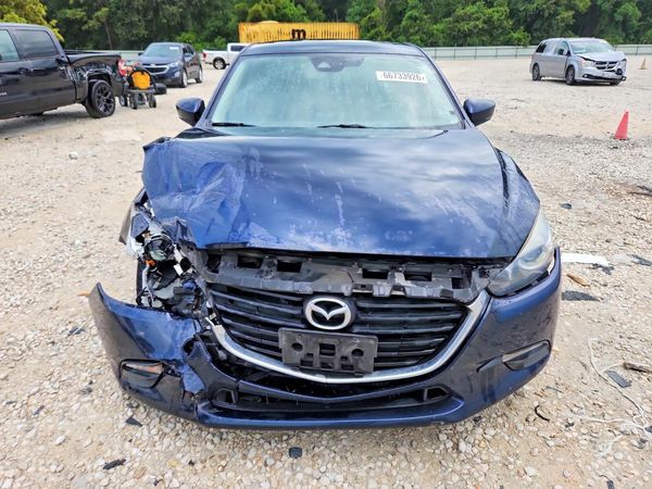 2017 MAZDA 3
