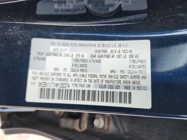 2017 MAZDA 3