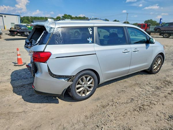 2019 KIA SEDONA