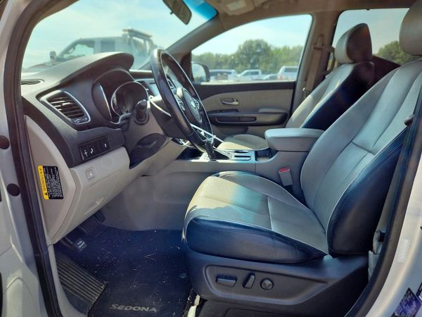 2019 KIA SEDONA