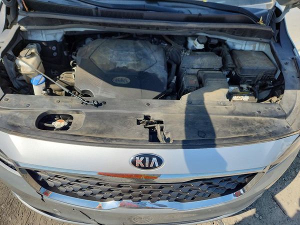 2019 KIA SEDONA
