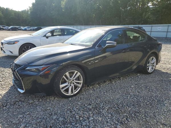 2021 LEXUS IS 300 Comfort