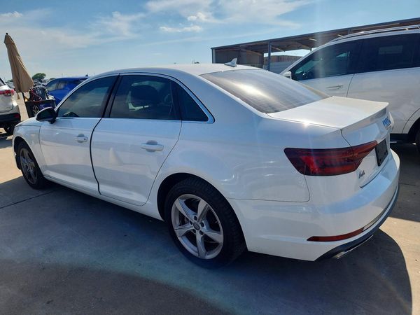 2019 AUDI A4 Premium, Titanium